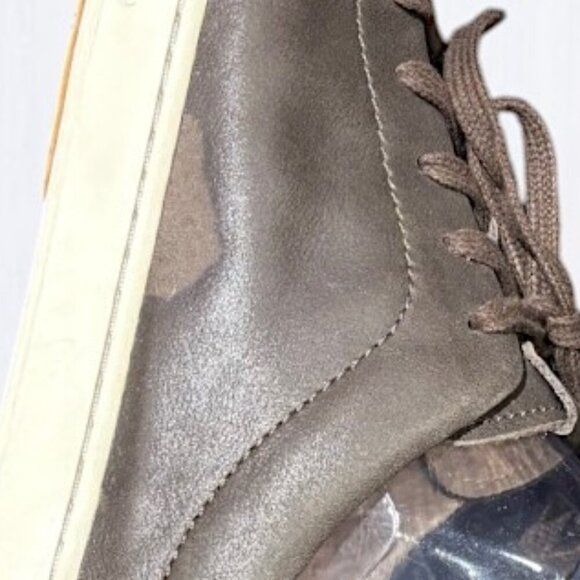 Olukai Pehuea Li 'Ili Dark Java (Brown) Size 9.5 - Picture 7 of 11